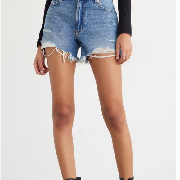 Dynamite distressed Claudia mom shorts - Picture 1 of 4
